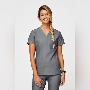 Figs Graphite Scrub Top